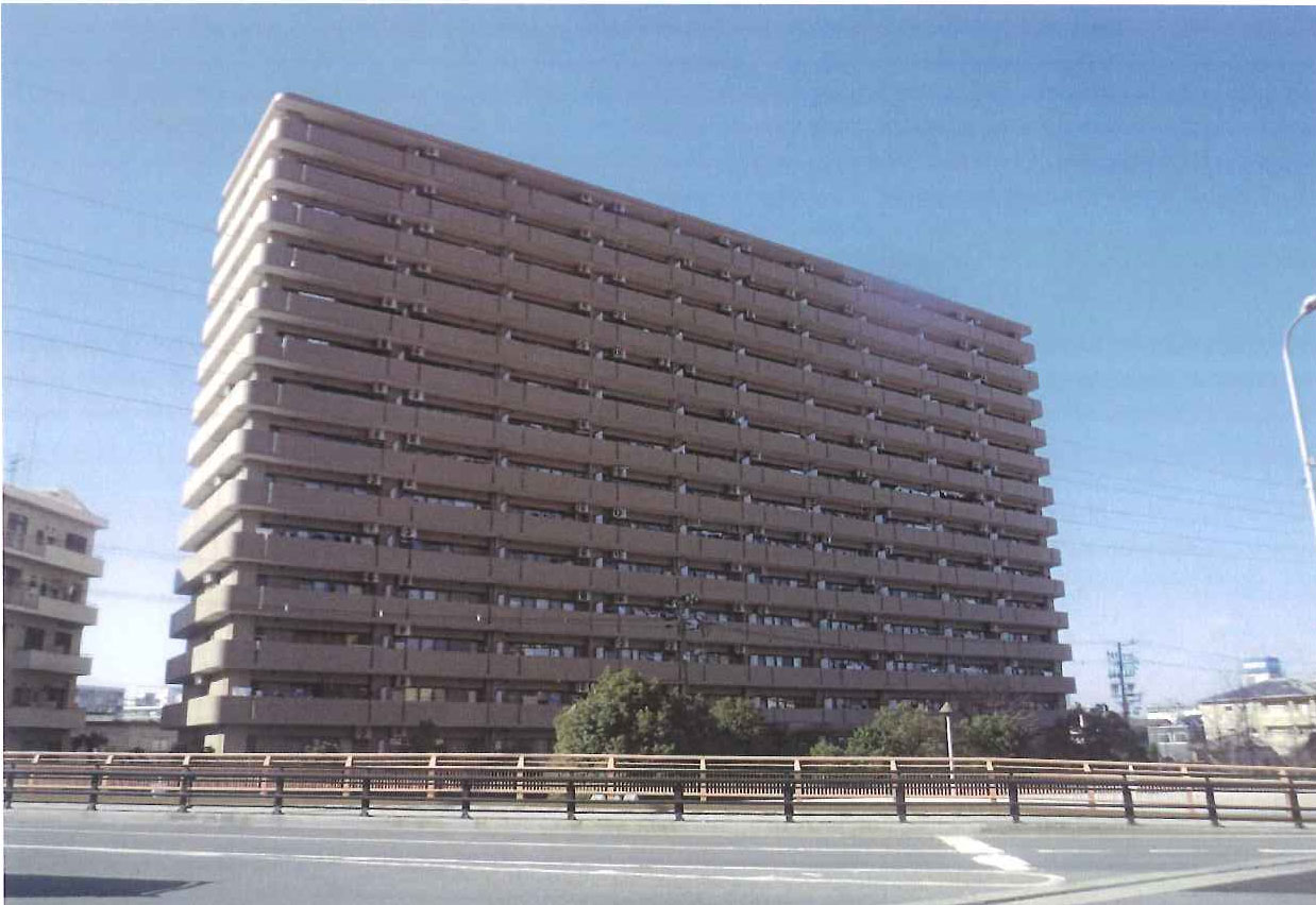 大規模竣工　東面